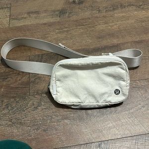 Lululemon belt bag